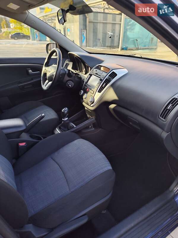 Универсал Kia Ceed 2010 в Белой Церкви фото 31 Универсал Kia Ceed 2010 в Белой Церкви