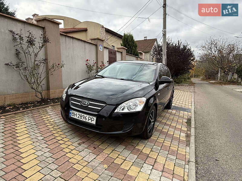 Хэтчбек Kia Ceed 2007 в Одессе фото 6 Хэтчбек Kia Ceed 2007 в Одессе