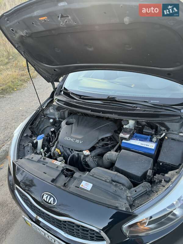 Хетчбек Kia Ceed 2013 в Києві фото 26 Хетчбек Kia Ceed 2013 в Києві