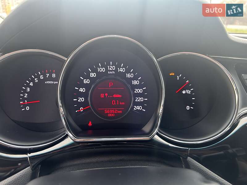 Хэтчбек Kia Ceed 2016 в Киеве