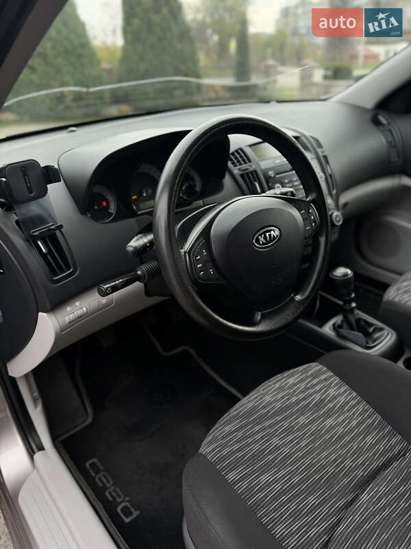 Хетчбек Kia Ceed 2007 в Знам'янці