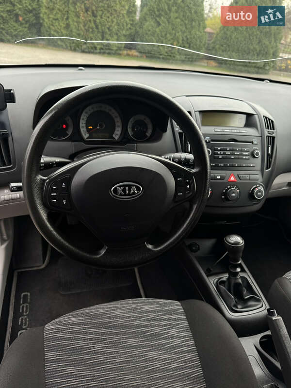 Хетчбек Kia Ceed 2007 в Знам'янці