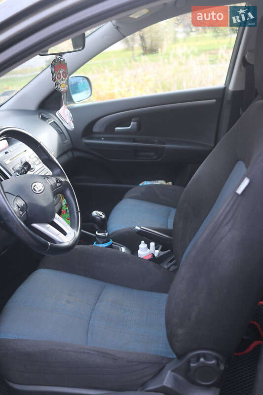 Хетчбек Kia Ceed 2009 в Львові фото 22 Хетчбек Kia Ceed 2009 в Львові