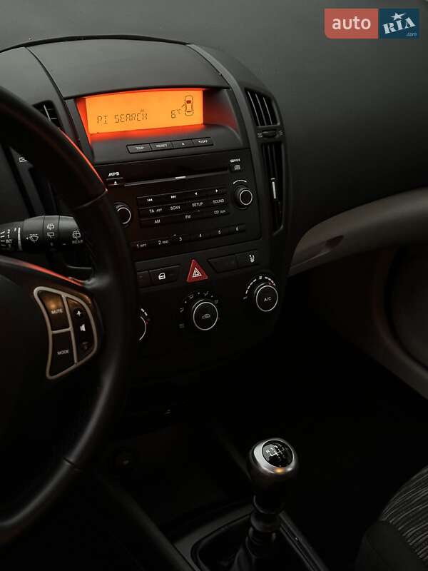 Хэтчбек Kia Ceed 2007 в Маневичах фото 26 Хэтчбек Kia Ceed 2007 в Маневичах