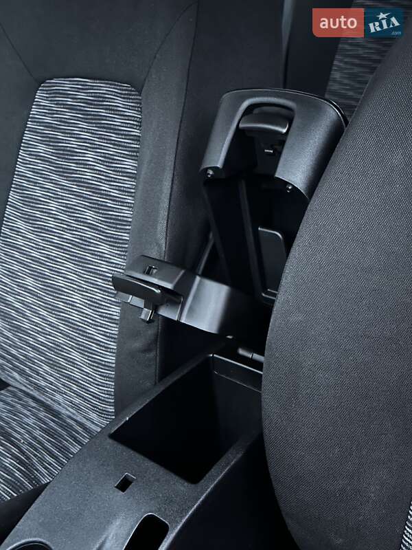 Хэтчбек Kia Ceed 2007 в Маневичах фото 28 Хэтчбек Kia Ceed 2007 в Маневичах