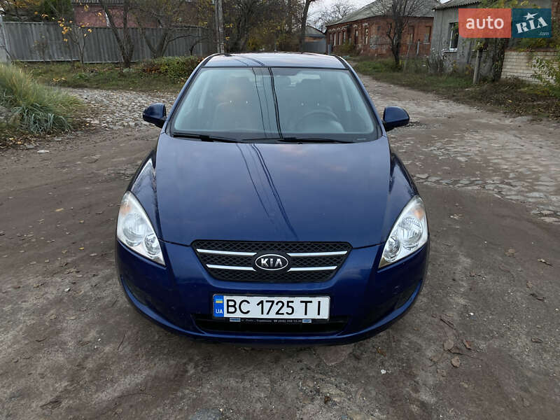 Хетчбек Kia Ceed 2009 в Харкові фото 6 Хетчбек Kia Ceed 2009 в Харкові