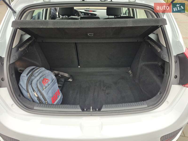 Хэтчбек Kia Ceed 2018 в Киеве