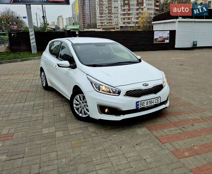 Хэтчбек Kia Ceed 2018 в Киеве