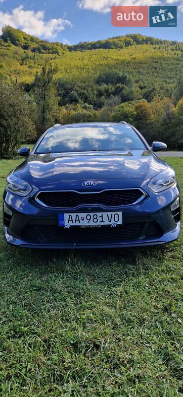 Универсал Kia Ceed 2021 в Ужгороде
