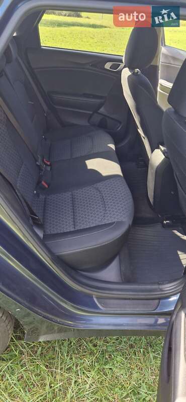 Универсал Kia Ceed 2021 в Ужгороде