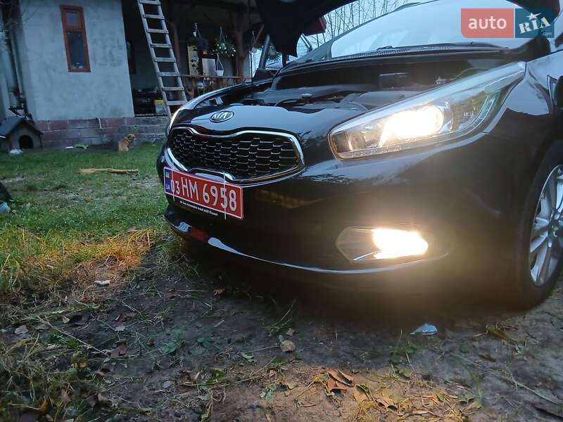 Универсал Kia Ceed 2013 в Сарнах фото 28 Универсал Kia Ceed 2013 в Сарнах