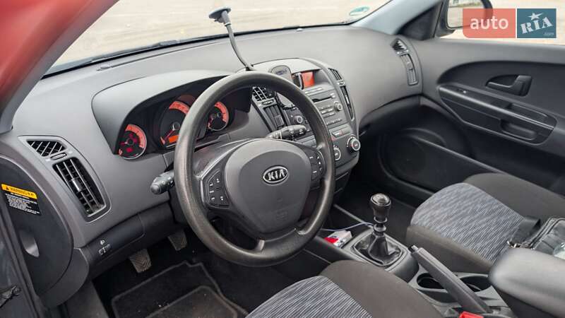 Хетчбек Kia Ceed 2008 в Вінниці фото 4 Хетчбек Kia Ceed 2008 в Вінниці
