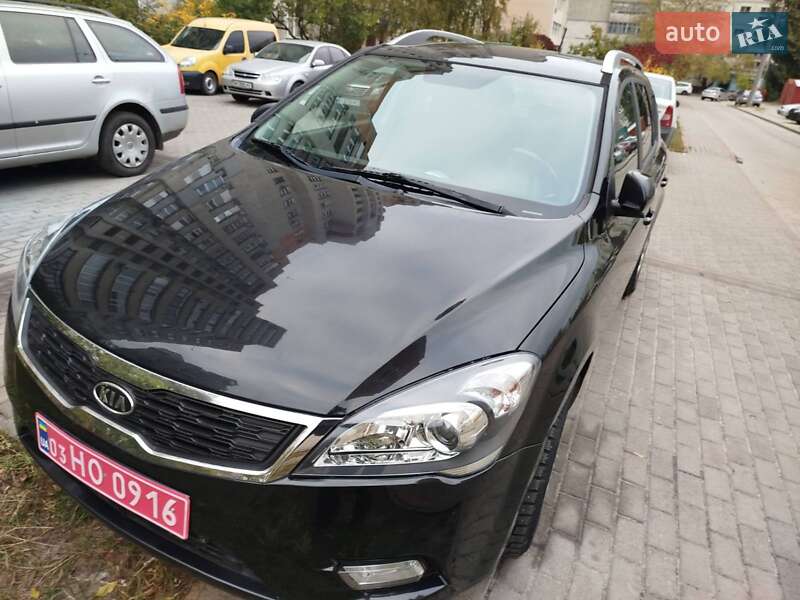 Універсал Kia Ceed 2011 в Сумах