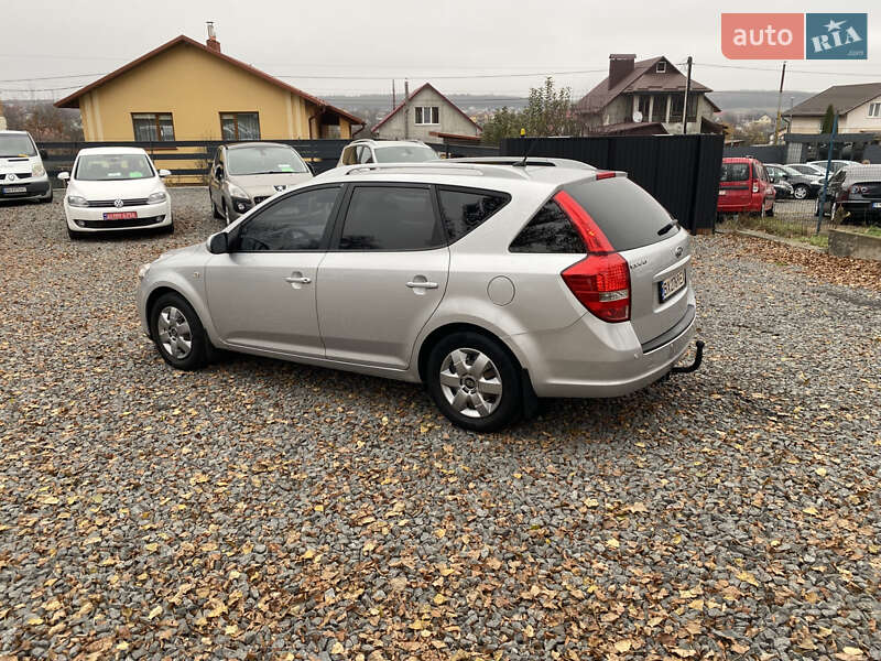 Універсал Kia Ceed 2010 в Хмельницькому