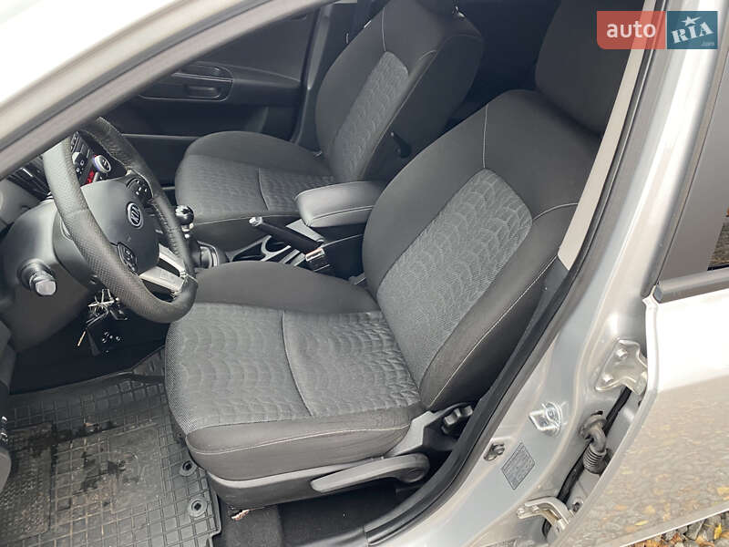 Універсал Kia Ceed 2010 в Хмельницькому