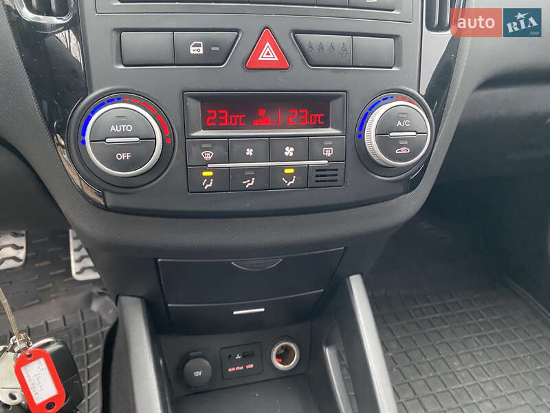 Універсал Kia Ceed 2010 в Хмельницькому