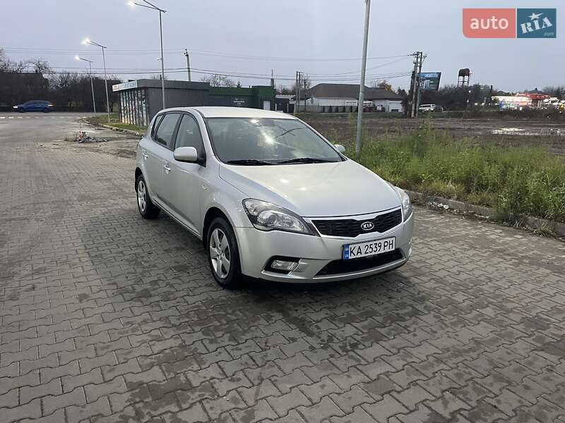 Kia Ceed 2011 Kia Ceed 2011