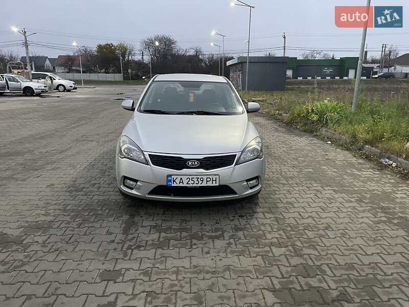 Хэтчбек Kia Ceed 2011 в Боярке фото 6 Хэтчбек Kia Ceed 2011 в Боярке