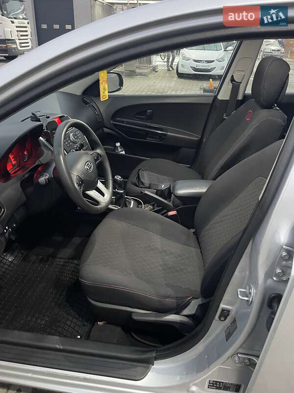 Хэтчбек Kia Ceed 2011 в Боярке фото 9 Хэтчбек Kia Ceed 2011 в Боярке