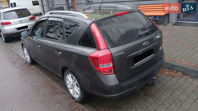 Універсал Kia Ceed 2011 в Івано-Франківську фото 6 Універсал Kia Ceed 2011 в Івано-Франківську