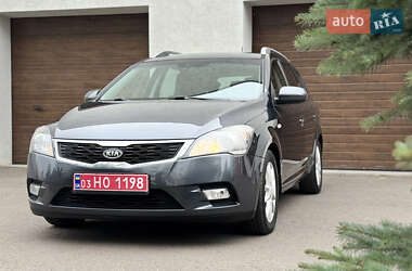 Універсал Kia Ceed 2010 в Рівному