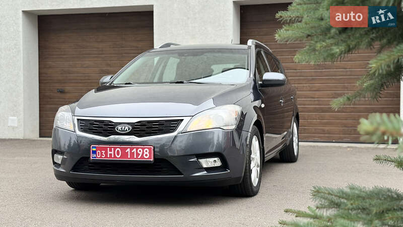 Универсал Kia Ceed 2010 в Ровно фото 3 Универсал Kia Ceed 2010 в Ровно
