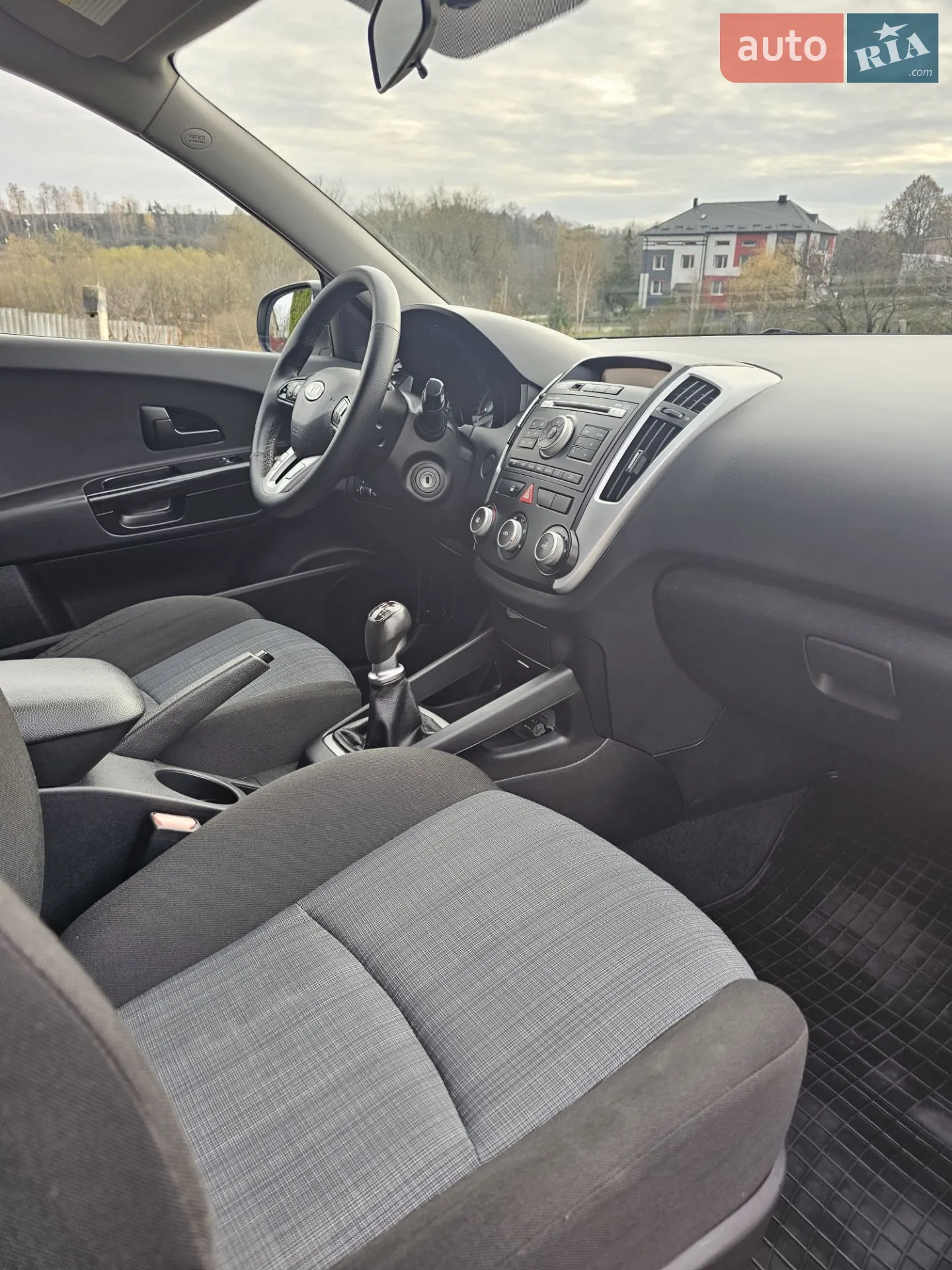 2011 Kia Cee'd - мініатюра 25