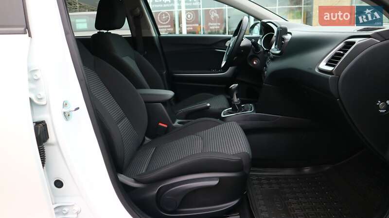 Универсал Kia Ceed 2019 в Киеве