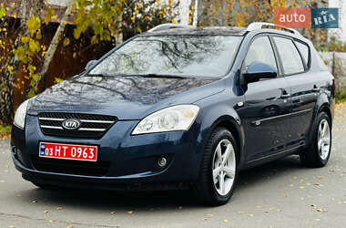 Универсал Kia Ceed 2008 в Здолбунове