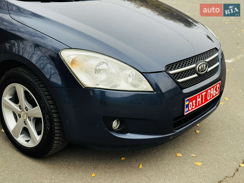 Универсал Kia Ceed 2008 в Здолбунове фото 16 Универсал Kia Ceed 2008 в Здолбунове