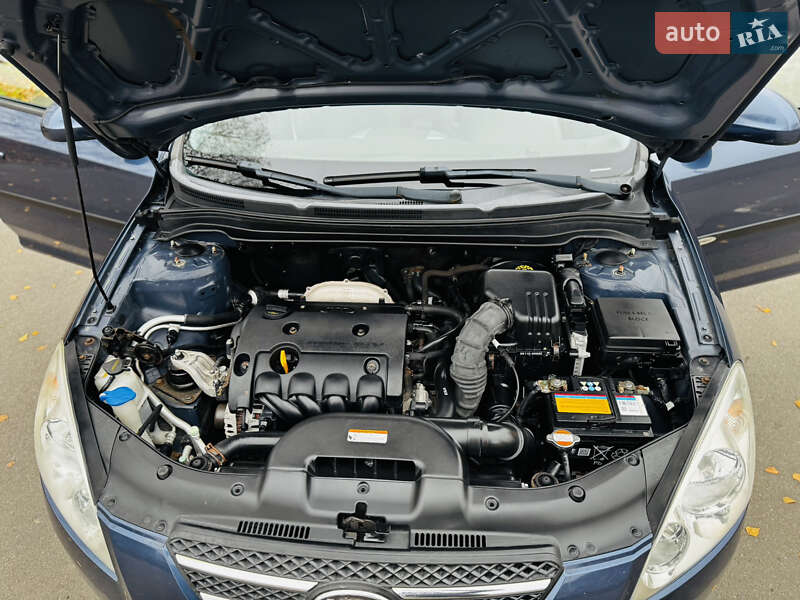 Универсал Kia Ceed 2008 в Здолбунове фото 41 Универсал Kia Ceed 2008 в Здолбунове