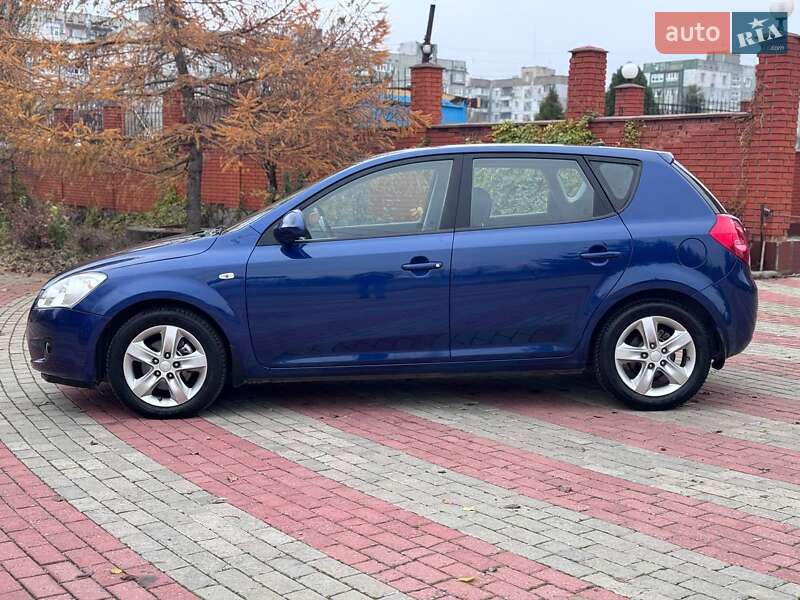 Хетчбек Kia Ceed 2008 в Запоріжжі фото 5 Хетчбек Kia Ceed 2008 в Запоріжжі