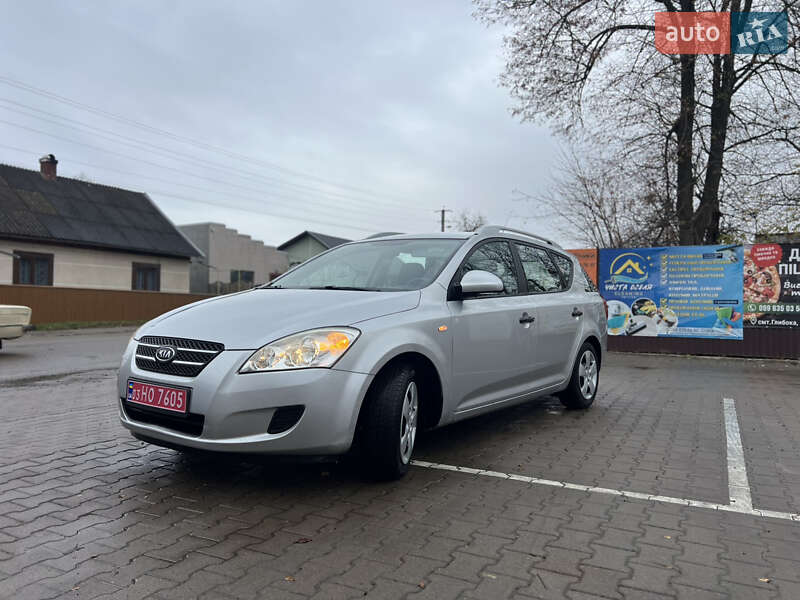 Универсал Kia Ceed 2008 в Черновцах фото Универсал Kia Ceed 2008 в Черновцах
