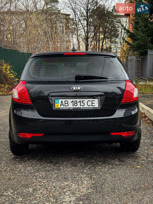 Хетчбек Kia Ceed 2009 в Києві фото 9 Хетчбек Kia Ceed 2009 в Києві