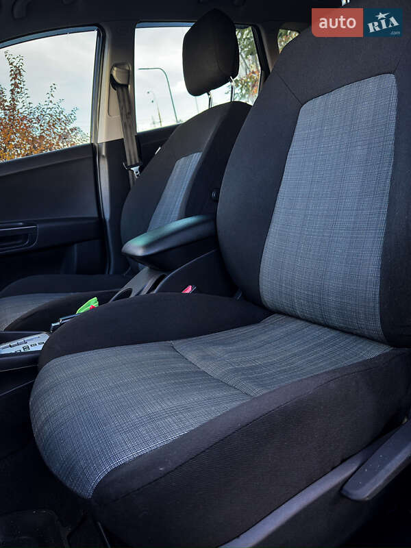 Хетчбек Kia Ceed 2009 в Києві фото 18 Хетчбек Kia Ceed 2009 в Києві