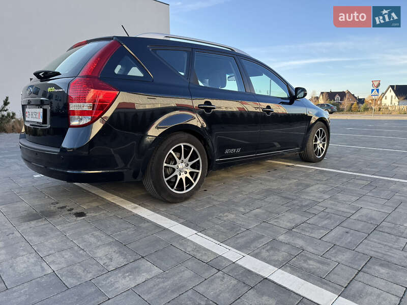 Универсал Kia Ceed 2012 в Луцке