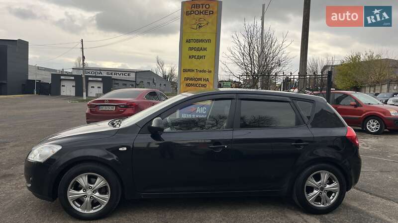 Хетчбек Kia Ceed 2007 в Миколаєві фото 3 Хетчбек Kia Ceed 2007 в Миколаєві