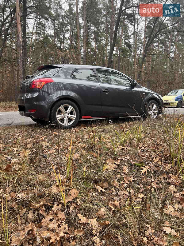 Хэтчбек Kia Ceed 2008 в Киеве фото 3 Хэтчбек Kia Ceed 2008 в Киеве