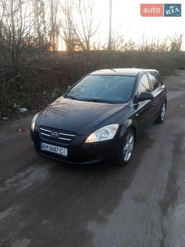Хетчбек Kia Ceed 2007 в Овручі фото 3 Хетчбек Kia Ceed 2007 в Овручі