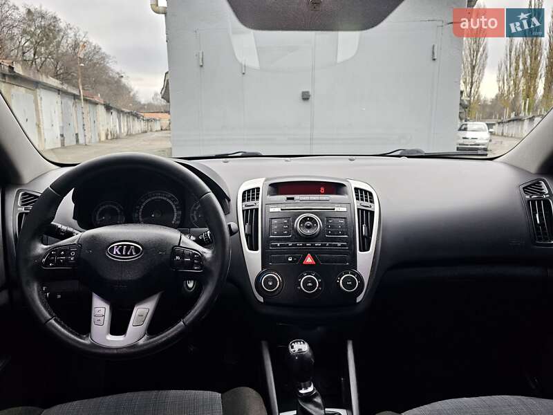 Универсал Kia Ceed 2010 в Киеве фото 17 Универсал Kia Ceed 2010 в Киеве