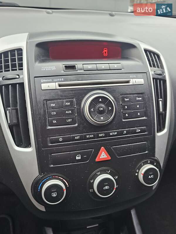 Универсал Kia Ceed 2010 в Киеве фото 22 Универсал Kia Ceed 2010 в Киеве