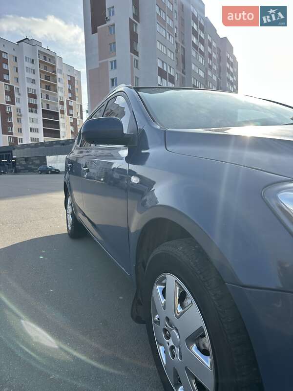 Универсал Kia Ceed 2009 в Софиевской Борщаговке фото 11 Универсал Kia Ceed 2009 в Софиевской Борщаговке