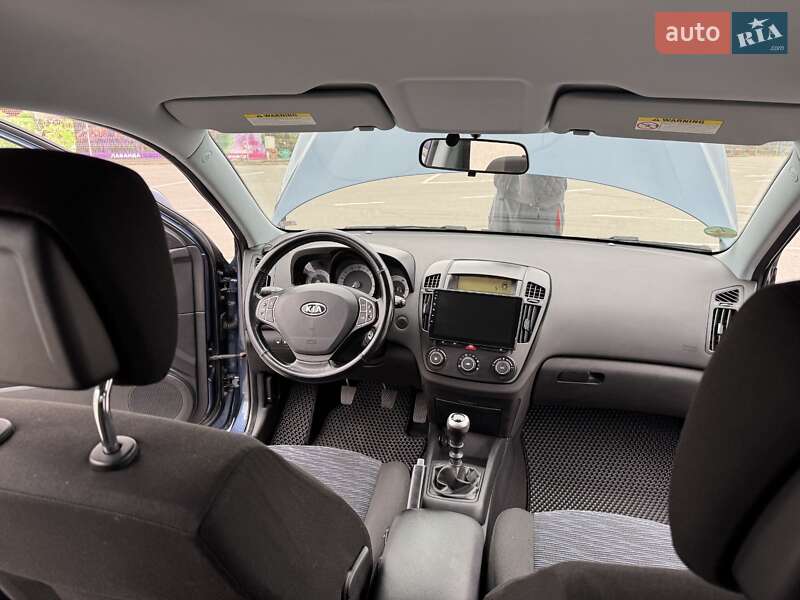 Хетчбек Kia Ceed 2008 в Дніпрі фото 12 Хетчбек Kia Ceed 2008 в Дніпрі