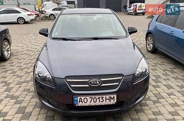 Хетчбек Kia Ceed 2008 в Мукачевому