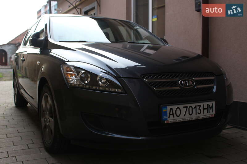 Хэтчбек Kia Ceed 2008 в Мукачево фото 26 Хэтчбек Kia Ceed 2008 в Мукачево