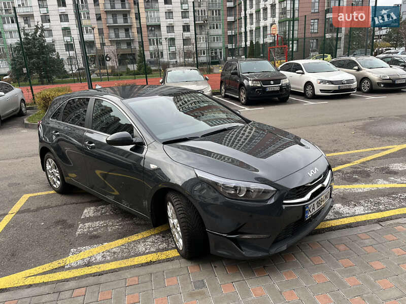 Хетчбек Kia Ceed 2024 в Києві