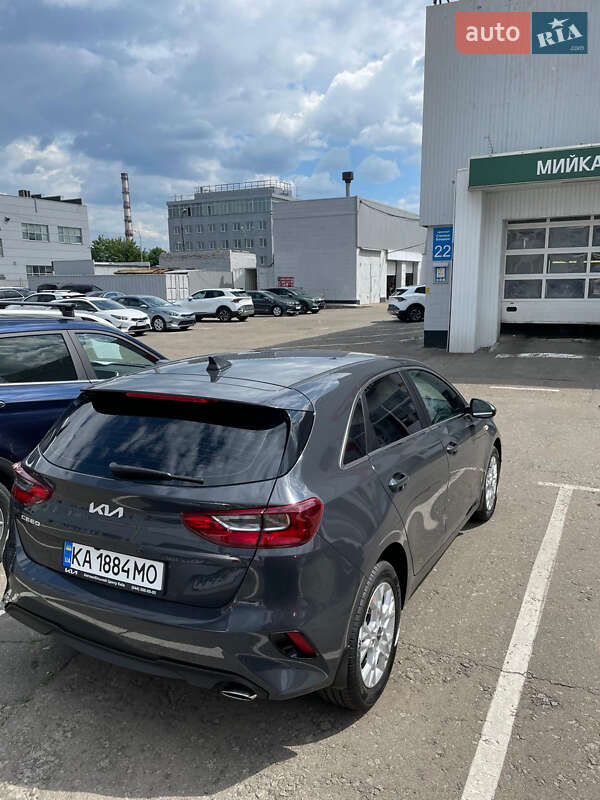 Хетчбек Kia Ceed 2024 в Києві