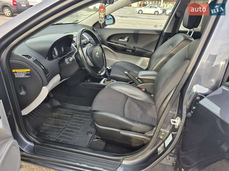 Універсал Kia Ceed 2008 в Києві фото 46 Універсал Kia Ceed 2008 в Києві