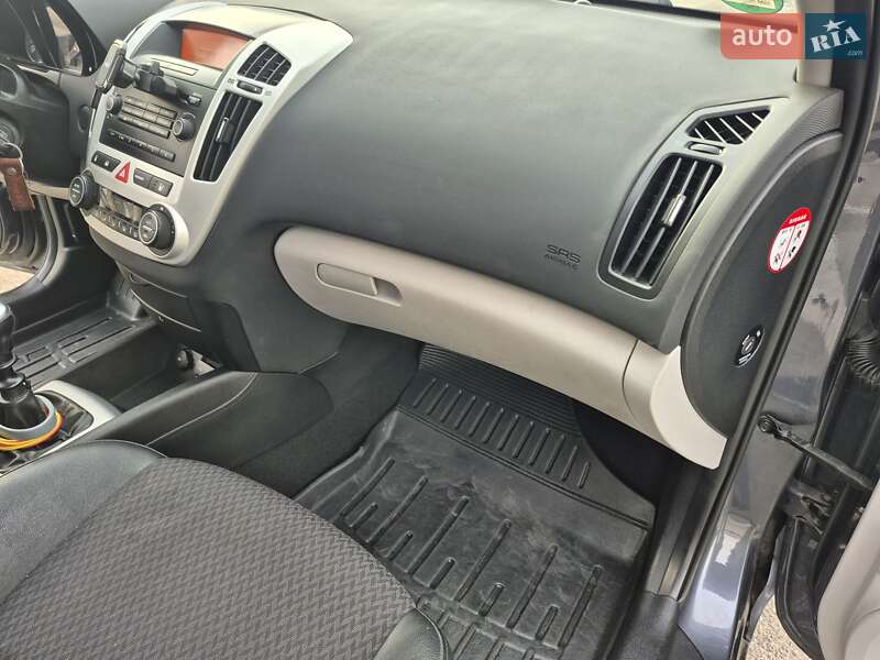 Універсал Kia Ceed 2008 в Києві фото 61 Універсал Kia Ceed 2008 в Києві