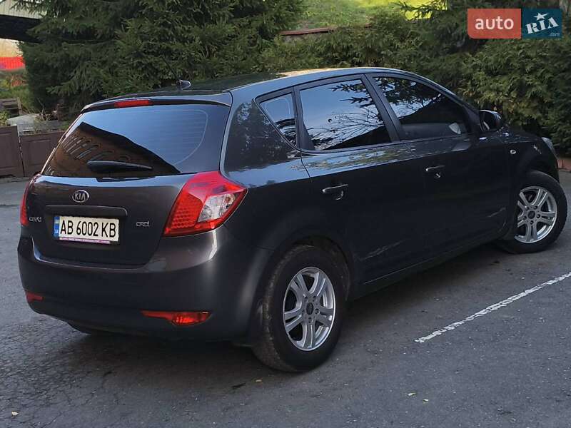 Хэтчбек Kia Ceed 2011 в Гнивани фото 5 Хэтчбек Kia Ceed 2011 в Гнивани